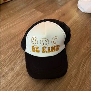 Black and White 'Be Kind' Trucker Hat